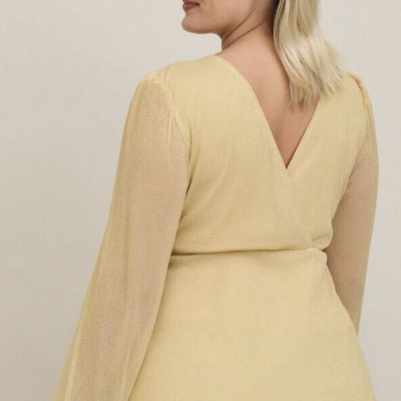 Torrid KNIT GLITTER LUREX SURPLICE PEPLUM TOP - Picture 2 of 5